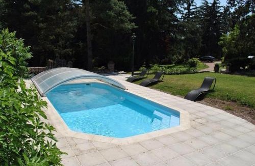 Saunay House | la bonbonniere