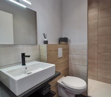 Sainte-Sigolene House | La bonne adresse