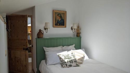 Annoville Bed & Breakfast | La Bonne du Curé