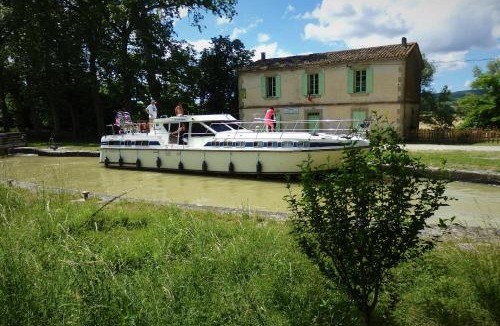 Castelnaudary Bed & Breakfast | La Bonne Planque - Maison éclusière de la Domergue Canal du Midi