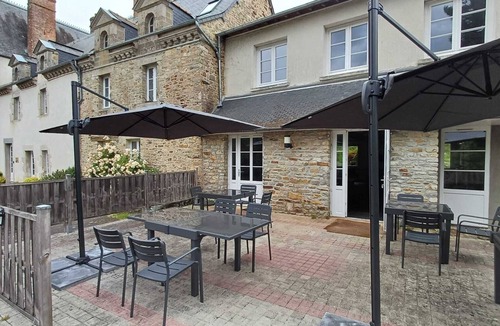 La Bouexiere House | La Bonnerie - Le Pensionnat - 7 Rooms - 15 pers max, La Bonnerie - Le Pensionnat - 7 Rooms.