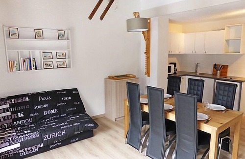 Les Contamines-Montjoie Apartment | La Borgia A, B, C by Interhome