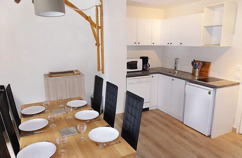 Les Contamines-Montjoie Apartment | La Borgia A, B, C by Interhome