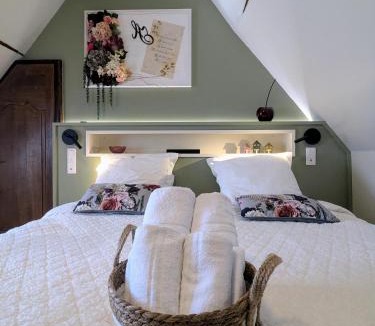 Sainte Croix de Beaumont House | La Borie du Chevrier