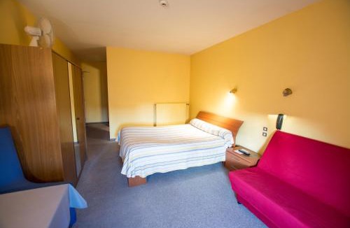 Bressuire Hotel | La Boule d'Or