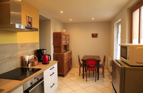 Creot House | La Bourgonie - CREOT