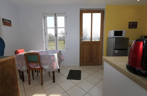 Creot House | La Bourgonie - CREOT