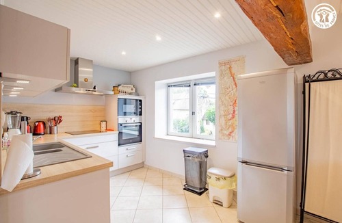 Creot House | La Bourgonie - CREOT