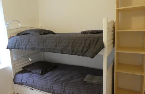 Labastide-Rouairoux Bed & Breakfast | La Bouriotte, chambre d'hôtes Sycomore,