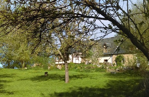 Segrie-Fontaine Bed & Breakfast | la boutique de laurence