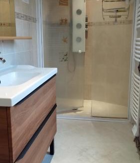 Boissy-le-Chatel Bed & Breakfast | La Briarde triple PDJ