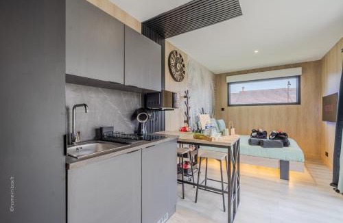 Crevecœur-en-Brie Apartment | La Briardine - Jacuzzi - Netflix - Proche Disney