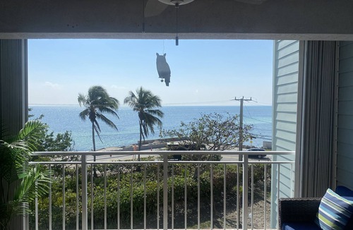 Key West Condo | La Brisa - Ocean Views Across from Smathers Beach