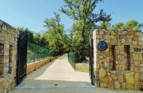 Saint-Paul-en-Foret House | La brise Provençale