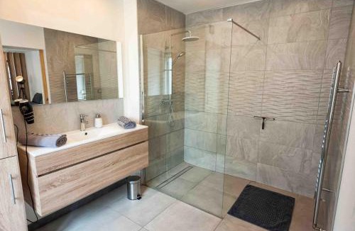 Granges-Aumontzey Apartment | La Brocante