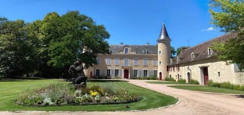 Lureuil Bed & Breakfast | La Brosse Estate
