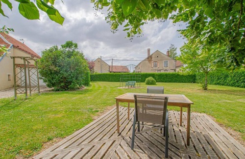 Montfey House | La Brosse Fleury - MONTFEY