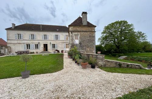 Moutiers-Saint-Jean Bed & Breakfast | La Buffonnerie