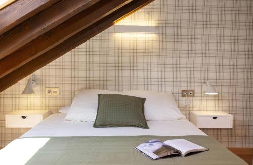 Escarrilla Apartment | La Buhardilla de Menta by BeValle