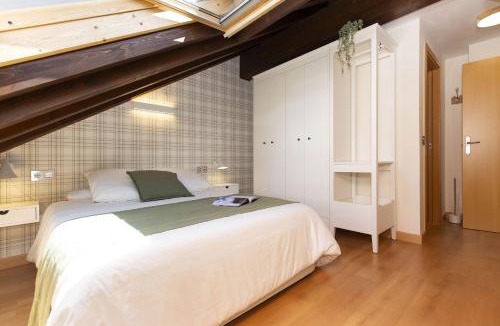 Escarrilla Apartment | La Buhardilla de Menta by BeValle