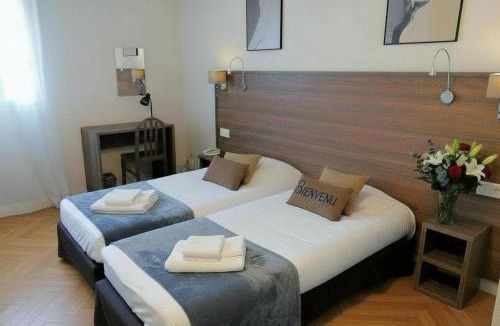 Corbigny Hotel | La Buissonnière