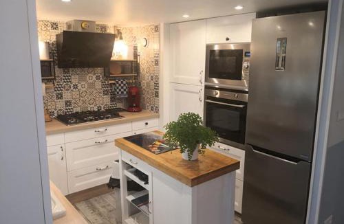 Chasseneuil-du-Poitou Apartment | La Bulle Bleue Futuroscope