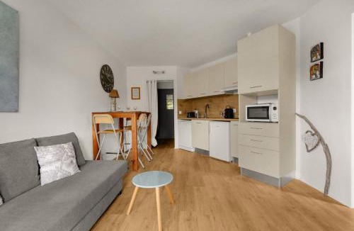 Blagnac Apartment | La Bulle Bleue - Parking-Terrasse-aéoport-MEET