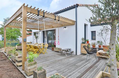 Brem Sur Mer House | La Bulle