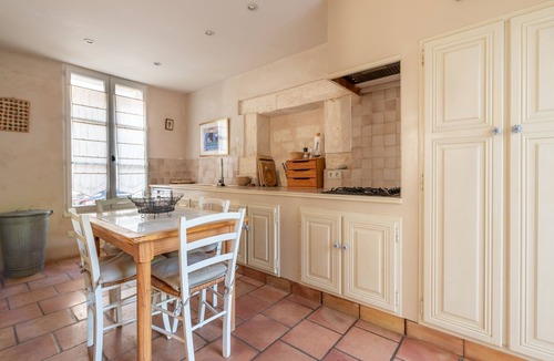 Mudaison House | La Célestine - Belle maison en pierre de 250m2 avec jardin