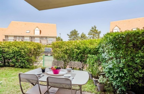 Merville-Franceville-Plage Apartment | La Côte Fleurie by Interhome