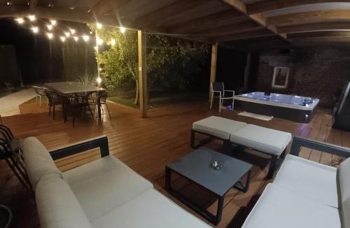 Camblain-l'Abbe House | La C-onciergerie