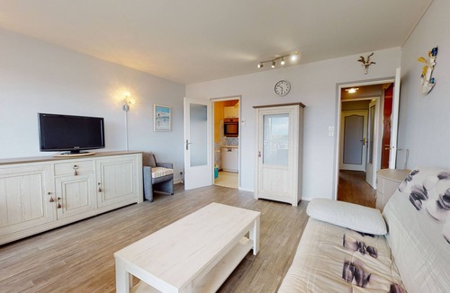 Saint-Gilles-Croix-de-Vie Apartment | La Cabine du Capitaine