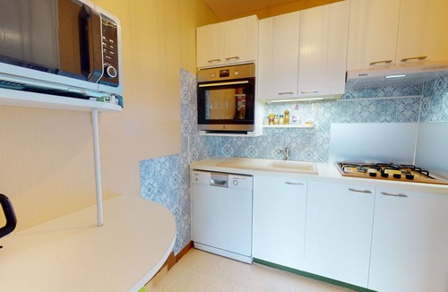 Saint-Gilles-Croix-de-Vie Apartment | La Cabine du Capitaine