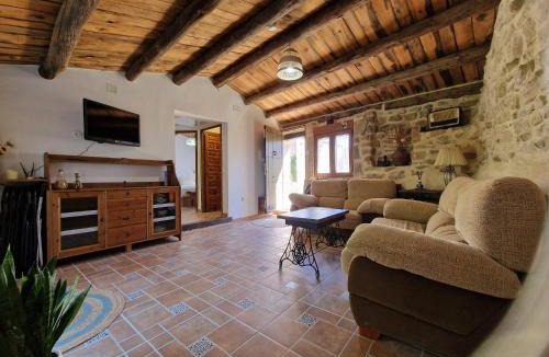 Mino de Medinaceli House | La Cabaña de Conquezuela
