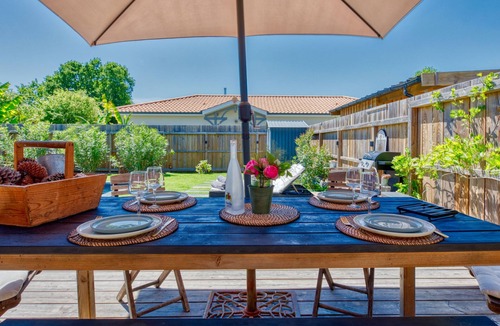 Andernos-les-Bains House | La Cabane Andernosienne by Interhome