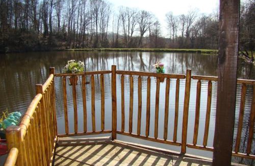 La Geneytouse House | La cabane au bord de l'eau