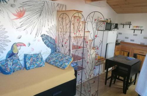 Alco Ski Chalet | La cabane au fond du jardin