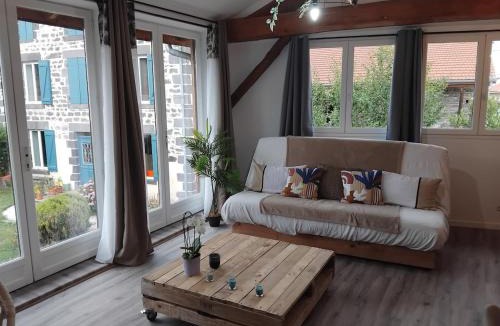 Genouillac House | La Cabane aux Hirondelles