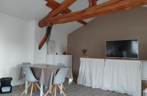 Genouillac House | La Cabane aux Hirondelles