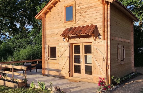 Varen Ski Chalet | La cabane aux oiseaux chalet with swimming pool.