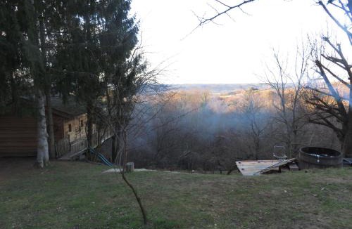 Ratieres Bed & Breakfast | La Cabane aux Sapins