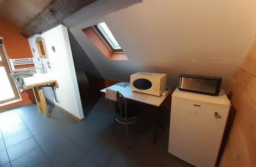 Vatan Apartment | La cabane: Chambre double, salle de bain privée