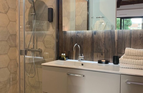 Bordeaux Sud Bed & Breakfast | La Cabane d'Ambroise