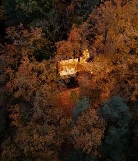 Saint-Louis Ski Chalet | La Cabane dans les arbres du Domaine de la Forestière