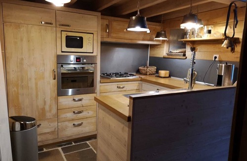 Luc-la-Primaube House | LA CABANE DE CHEMMALY