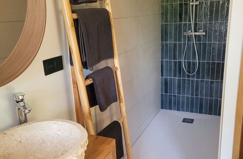 Vallabregues Cabin | La Cabane de Cinette