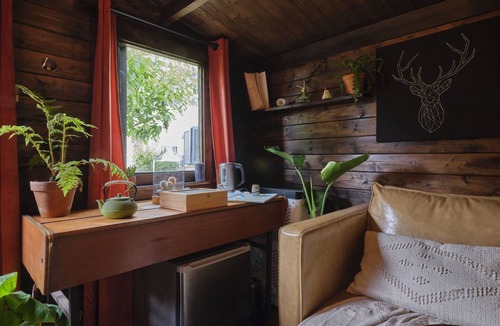 Le Puy-Saint-Bonnet House | La Cabane de l'Explorateur