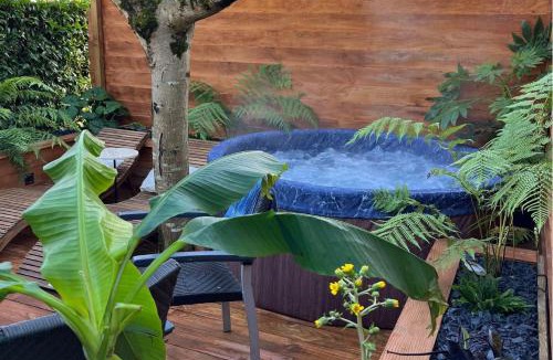 Le Puy-Saint-Bonnet Ski Chalet | La Cabane de l’Explorateur