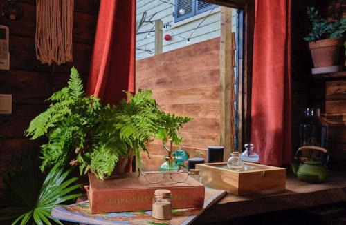 Le Puy-Saint-Bonnet Ski Chalet | La Cabane de l’Explorateur