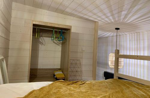 Chaille-sous-les-Ormeaux Ski Chalet | La Cabane de Piquet